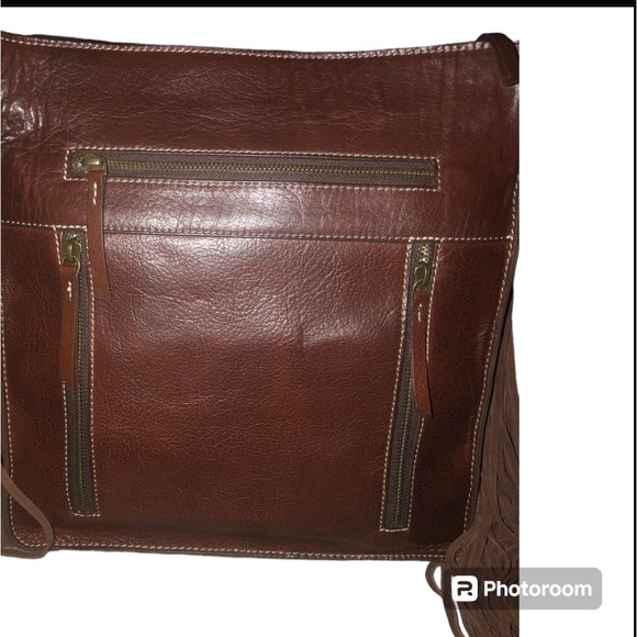 NWT Ariat Victoria Collection Messenger / Conceal Carry Bag Brown Leather Fringe - Picture 4 of 15
